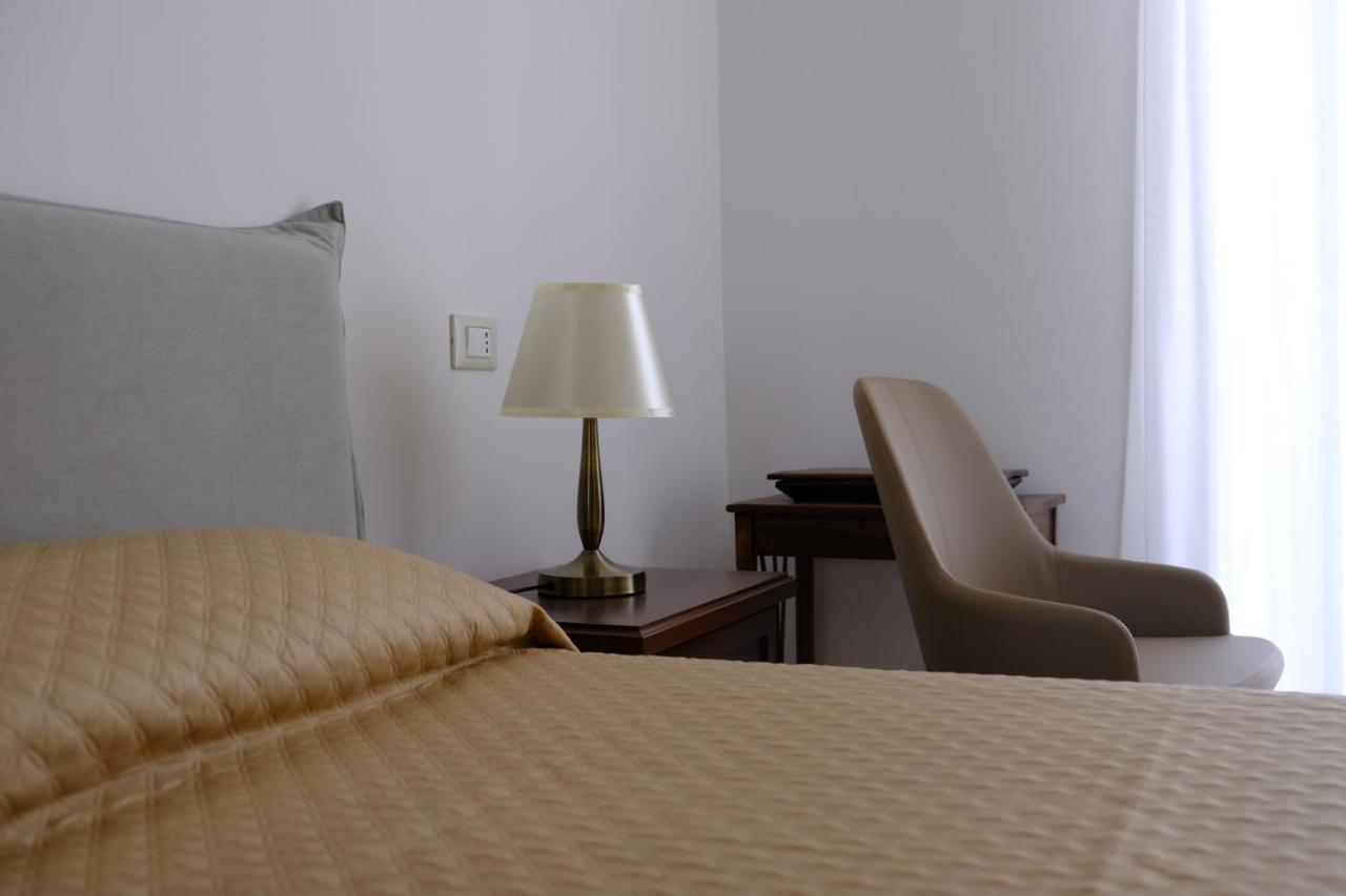 Al Corso Charming Rooms Peschici Exterior photo
